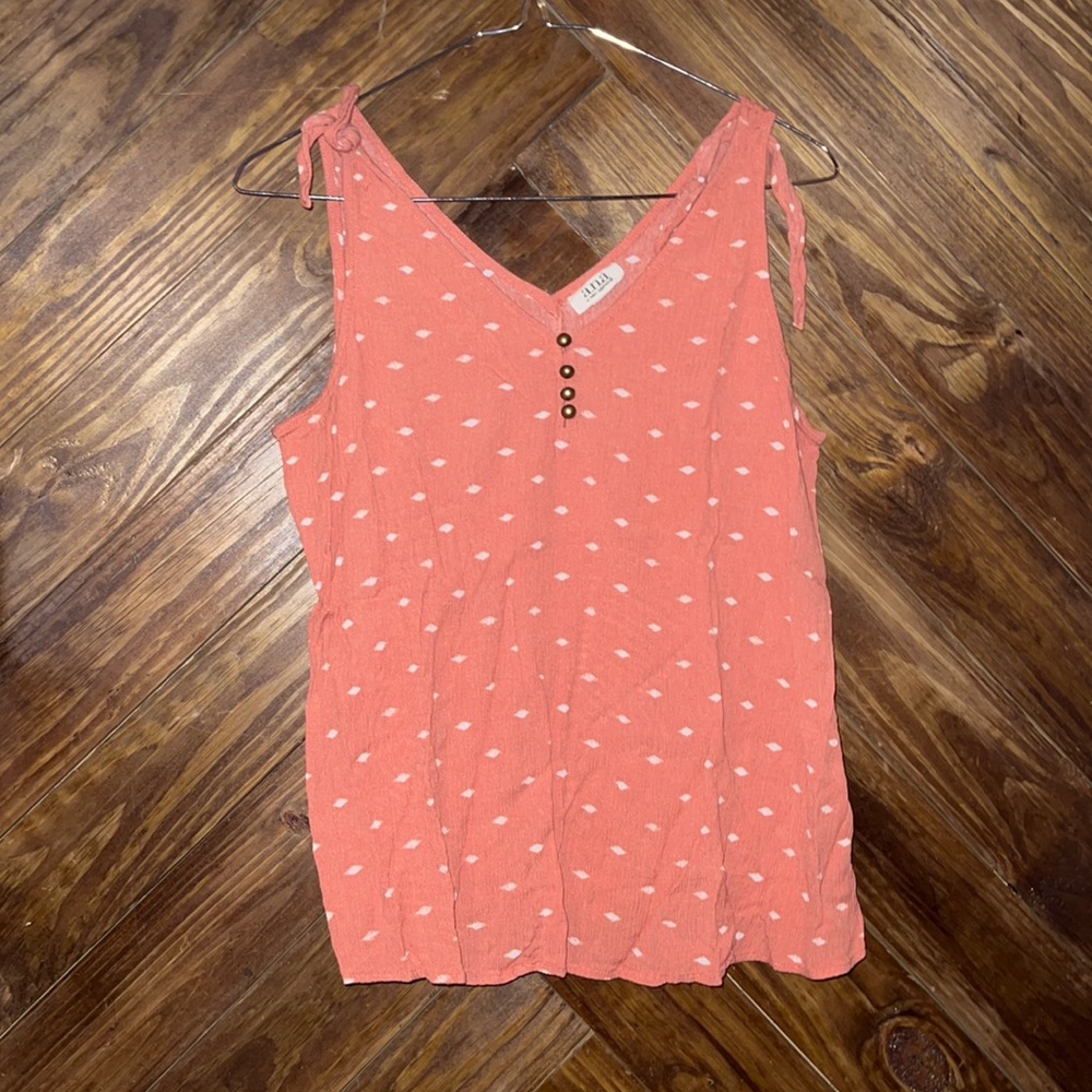 Ana tank top. Color: Coral Size: Large